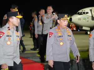 Kapolri Kembali Berkantor di Kontainer Polres IKN Usai Upacara HUT ke-79 RI