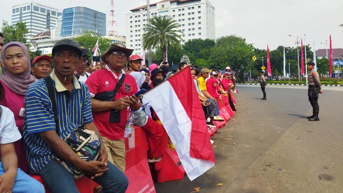 Pemukim IKN Saksikan Upacara HUT RI dari Layar Raksasa di Depan Istana Jakarta