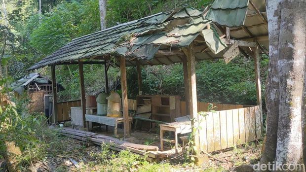 Wisata Banyunget Trenggalek terbengkalai