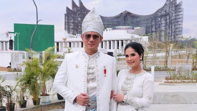 7 Gaya Pejabat Upacara HUT Ke-79 RI di IKN, AHY Pakai Baju Pengantin Banjar