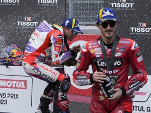 Rivalitasnya Dibilang Membosankan, Bagnaia-Martin Bilang Begini
