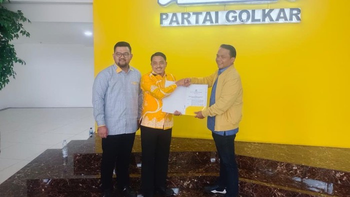 Golkar resmi mengusung Repol dan Rahmat Jefary Juniardo (Ardo) di Pilkada Kampar 2024 (dok istimewa)