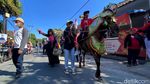Kemeriahan Karnaval Kemerdekaan di Cicalengka Bandung