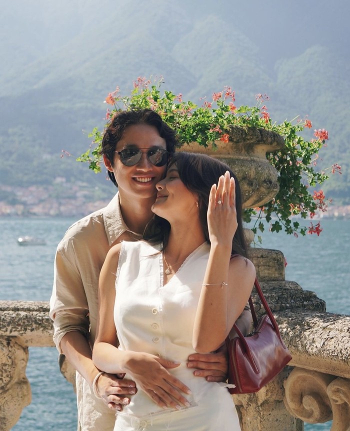 Keseruan Amanda Rawles Saat Kulineran di London hingga Bali Keseruan Amanda Rawles Saat Kulineran di London hingga Bali