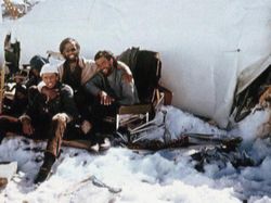 Kumpulan Foto Ini Tampak Biasa, Tapi Punya Kisah Mengerikan di Baliknya