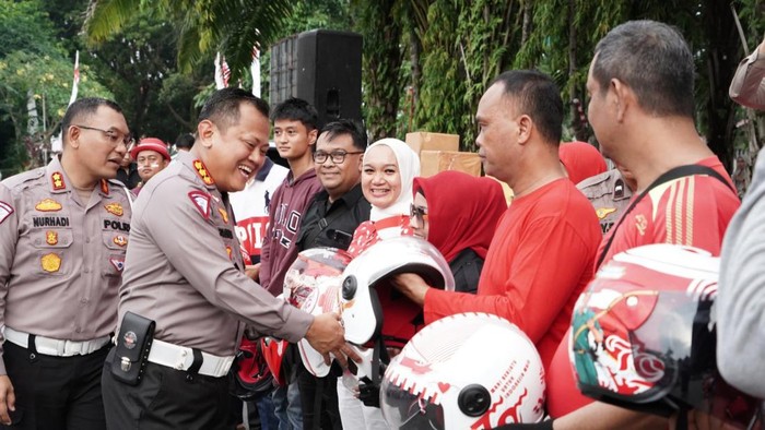 Lomba desain helm Merah Putih dan safety riding yang digelar Polda Riau. (Dok Polda Riau)