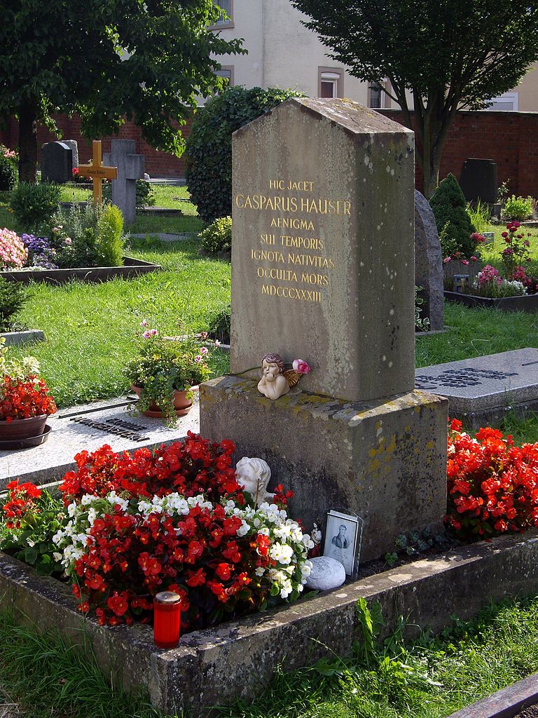 Makam Kaspar Hauser di Ansbach.