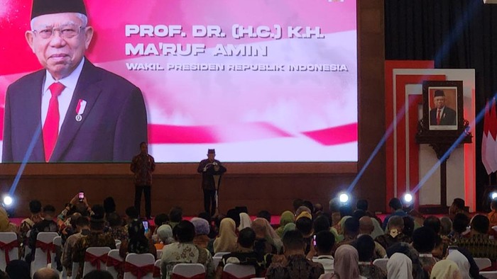 Maruf Amin di acara Hari Konstitusi (Adrial/detikcom)