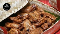 Pisang madu yang sedang populer ini bahkan agak tricky untuk didapatkan. Mulai dari Rp 50.000 per paket Waras sajikan pisang madu yang renyah dan legit tanpa manis berlebihan. Foto: Istimewa