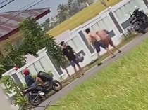 Momen Pria Mabuk di Gorontalo Aniaya Istri di Jalanan karena Salah Paham