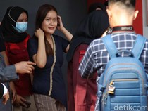 Senyum Jessica Usai Bebas Bersyarat Kasus Kopi Sianida