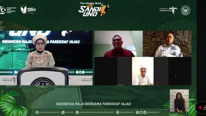 Acara The Weekly Brief with Sandi Uno, Senin (19/8/2024). Salah satunya membahas terbakarnya Pasar Ubud, Gianyar, Bali. (YouTube Kemenparekraf)