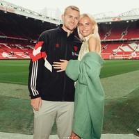 Suami AnneKe Molenaar, Matthijs de Ligt resmi menjadi pemain Manchester United. Bek Belanda itu meninggalkan Bayern Munich untuk bergabung bersama klub sepakbola dengan julukan Setan Merah itu hingga 2029. Foto: Dok. Instagram annekeedeligt