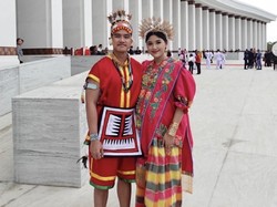 7 Gaya Kaesang & Erina Gudono di HUT ke-79 RI, Pakai Baju Adat Bernuansa Merah