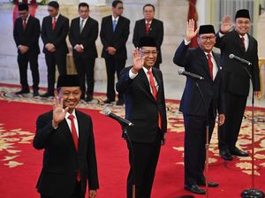 Kelakar Bahlil di Pelantikan Menteri: Kok Suasananya Kayak Munas Golkar?