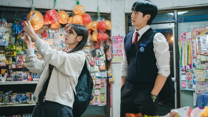 Jung Hae In dan Jung So Min dalam drama Korea Love Next Door
