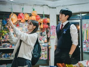 Jung So Min yang Relate Banget dengan Karakternya di Love Next Door