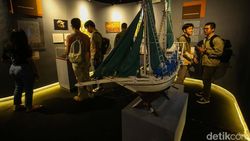 Melihat Pameran Legasi di Stasiun MRT Bundaran HI Melihat Pameran Legasi di Stasiun MRT Bundaran HI