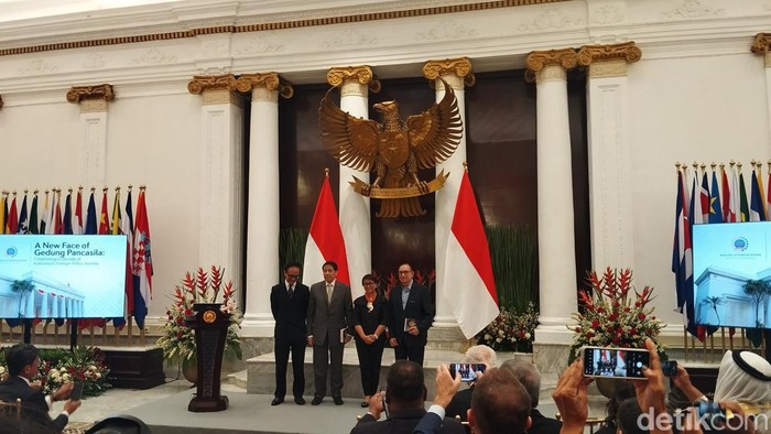 Momen Retno Marsudi Bertemu Mantan Menlu di Gedung Pancasila