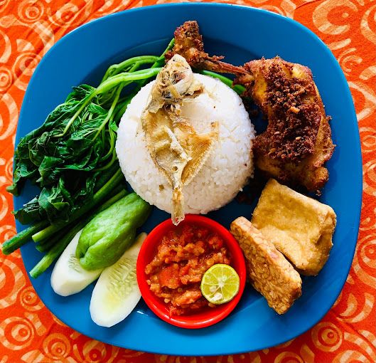 Nasi Tempong Enak di Jakarta