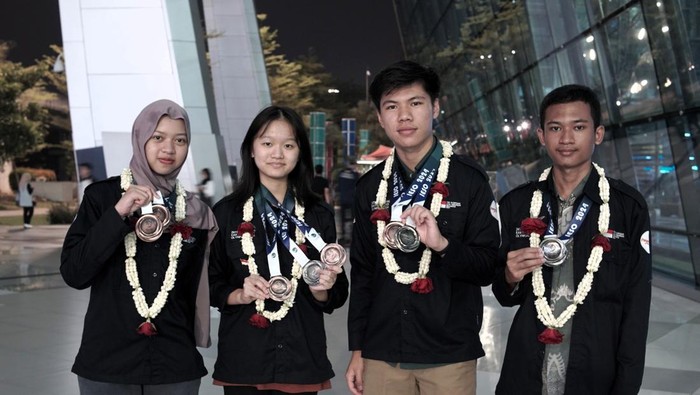 Pelajar RI kembali borong medali di olimpiade ilmu kebumian internasional.