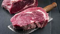 Di posisi ke-10 ada Canadienne yang berasal dari Kanada. Harganya di pasaran mulai dari Rp 611 ribu per pound. Cita rasanya enak karena berasal dari sapi jenis Holstein. Foto: Chefs Pencil