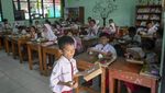 Perdana! Uji Coba Makan Bergizi Gratis di Sekolah Jakarta