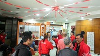 Untuk dapat maju sebagai Cagub dan Cawagub Dharma Pongrekun dan Kun Wardana membutuhkan dukungan dari Daftar Pemilih Tetap (DPT) sebanyak 618.968 dukungan.