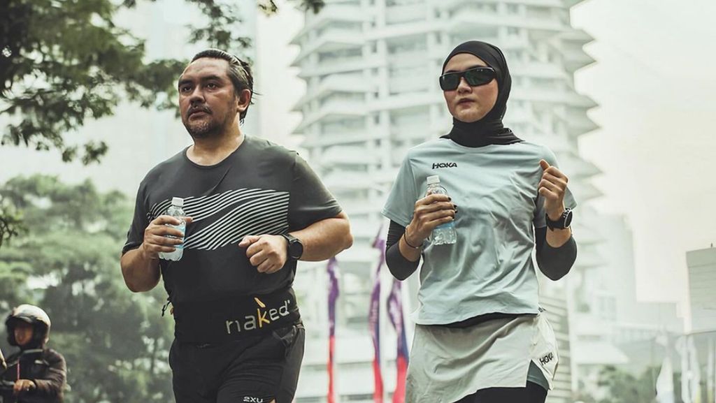 14 Tahun Menikah, Zee Zee Shahab Cerita Soal Cara Jaga Rumah Tangga Tetap Adem