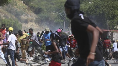 Aksi Warga Tuntut Minta Bantuan Hentikan Geng Kriminal di Haiti