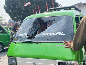 Terungkap! Ini Diduga Pemicu Bentrok Ojol Vs Sopir Angkot di Sukabumi