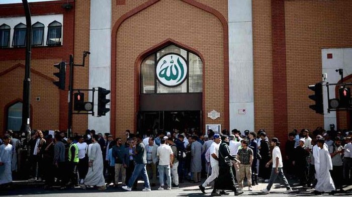 Worshippers leave the East London Mosque after Friday prayers in Tower Hamlets in London on August 9, 2024. Disturbances first sparked by a July 29 knife attack that killed three children, have seen mosques and migrant-related facilities attacked alongside police and other targets.
Officials have blamed misinformation spread on social media about the suspected perpetrator for fuelling the disorder.
 (Photo by HENRY NICHOLLS / AFP)