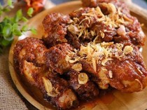 5 Fakta Ayam Masak Bom Khas Banjarmasin yang Unik