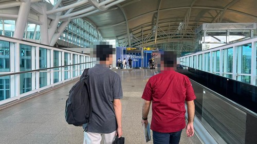 JHH dipulangkan ke negara asalnya pada Minggu (18/8/2024) dari Bandara Internasional I Gusti Ngurah Rai, Bali menuju Taoyuan International Airport, Taipei, Taiwan. (Imigrasi Singaraja)