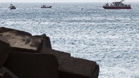 Badai dahsyat yang tak terduga menghantam kapal pesiar tersebut hingga menenggelamkan 22 orang di dalamnya.  