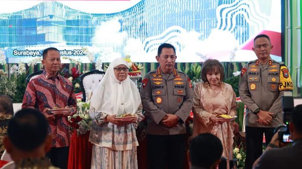 Kapolri Jenderal Listyo Sigit hadiri peringatan Hari Juang Polri