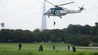 Unit operasi khusus kepolisian Korea Selatan menggelar latihan antiteror sebagai bagian dari latihan militer Ulchi Freedom Shield antara AS dan Korea Selatan di Seoul, Korea Selatan, Selasa (20/8/2024).
