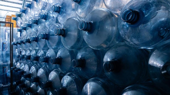 BPA Ada di Mana-mana, Kata Siapa Cuma untuk Kemasan Air Minum?