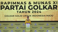 Plt Ketua Umum Golkar Agus Gumiwang Kartasasmita (AGK) resmi membuka Rapat Pimpinan Nasional (Rapimnas) dan Musyawarah Nasional (Munas) Partai Golkar di JCC, Senayan, Jakarta, Selasa (20/8/2024).  