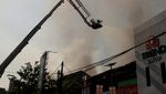 Pasar Induk Krian Sidoarjo Terbakar, 450 Lapak Jadi Korban