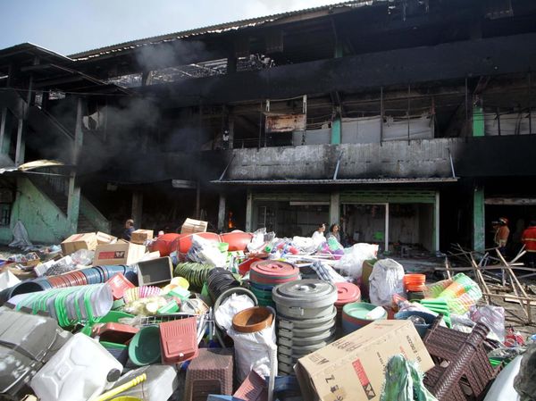 Pasar Induk Krian Sidoarjo Terbakar, 450 Lapak Jadi Korban