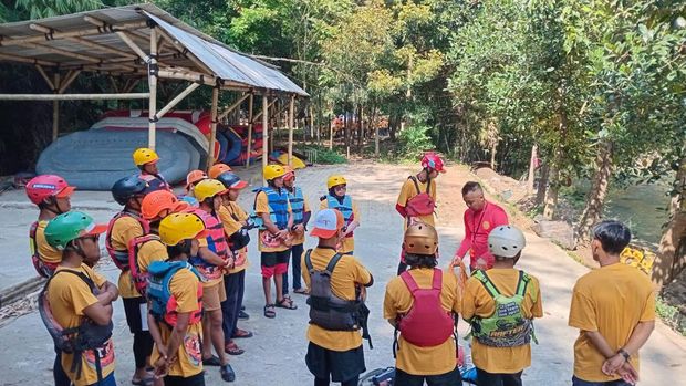 Pelatihan Pemandu Arung Jeram