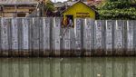 Antisipasi Banjir, Sungai Cipunten Agung Pandeglang Diturap
