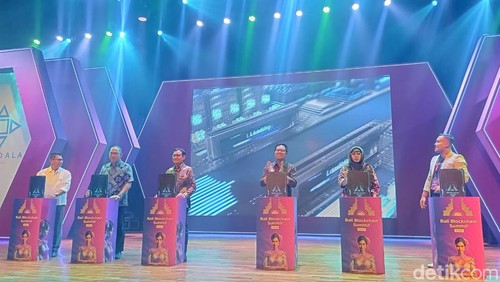 Pembukaan Bali Blockchain Summit 2024 di gedung Dharma Negara Alaya, Denpasar, Bali, Selasa (20/8/2024). (Ni Made Lastri Karsiani Putri/detikBali)
