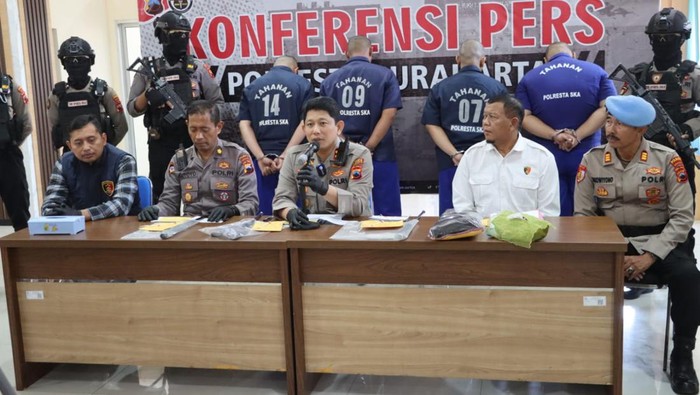 Wakapolresta Solo AKBP Catur Cahyono, saat konferensi pers di Mapolresta Solo, Selasa (20/8/2024).