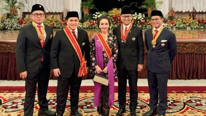 Putri Kus Wisnu Wardani Terima Bintang Mahaputra Adipradana dari Presiden Jokowi( Foto: Dok. Istimewa)