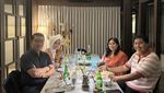 Ridwan Kamil Maju Pilkada Jakarta, Ternyata Sukses Bisnis Kafe di Bandung!