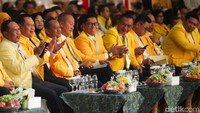 Munas Golkar digelar hari ini sampai besok, Rabu (21/8). Munas ke-XI Golkar dihadiri pengurus DPP dan DPD serta senior Partai Golkar.   