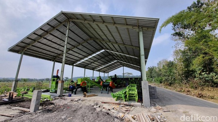 Tempat Pengolahan Sampah Terpadu (TPST) Dingkikan, Argodadi, Sedayu, Bantul, Selasa (20/8/2024).