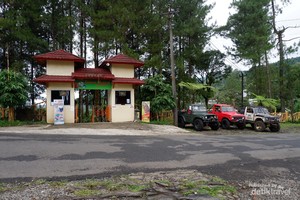 Segarnya Menghirup Oksigen Bebas di Taman Meruni Baturraden